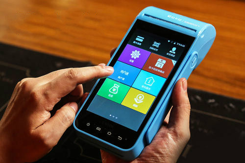 拉卡拉0.38費(fèi)率安全嗎?-拉卡拉電簽版掃碼POS機(jī)